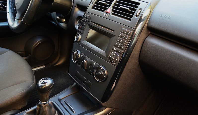 
								Mercedes-Benz A-Klasse A 160 Classic Benzin full									