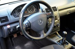 
										Mercedes-Benz A-Klasse A 160 Classic Benzin full									