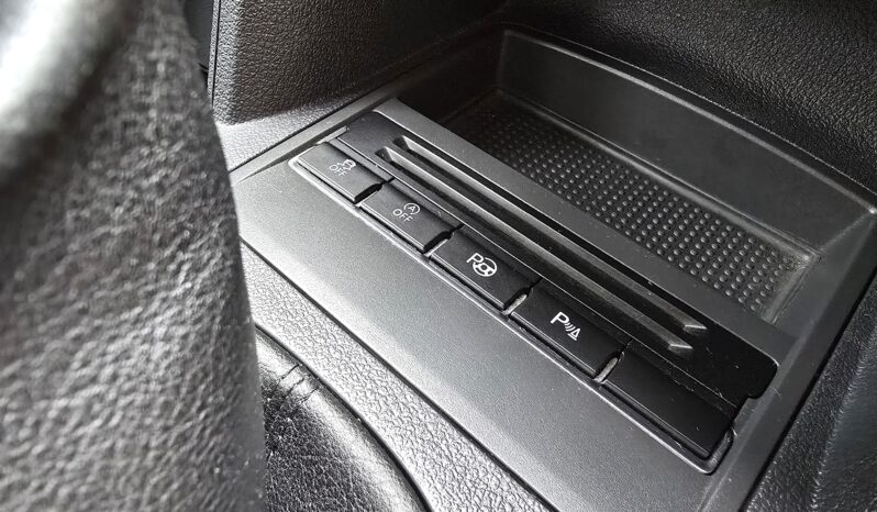 
								Volkswagen Touran 1.6 TDI full									