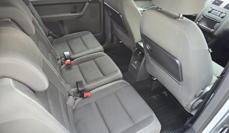 
								Volkswagen Touran 1.6 TDI full									