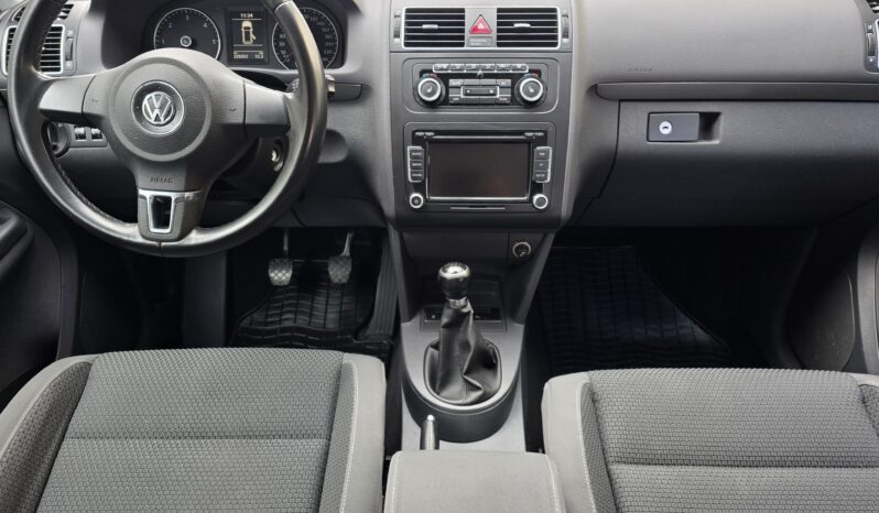 
								Volkswagen Touran 1.6 TDI full									