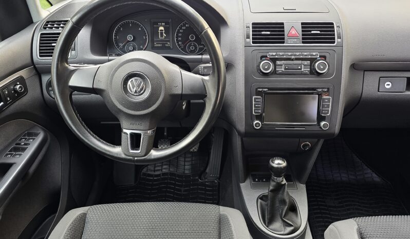 
								Volkswagen Touran 1.6 TDI full									