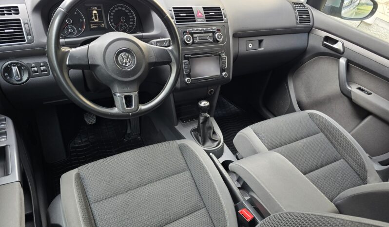 
								Volkswagen Touran 1.6 TDI full									