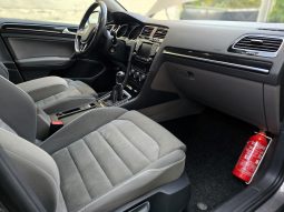 
										Volkswagen Golf 7 Variant 2.0 TDI Highline ACC Alcantara full									