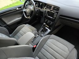 
										Volkswagen Golf 7 Variant 2.0 TDI Highline ACC Alcantara full									