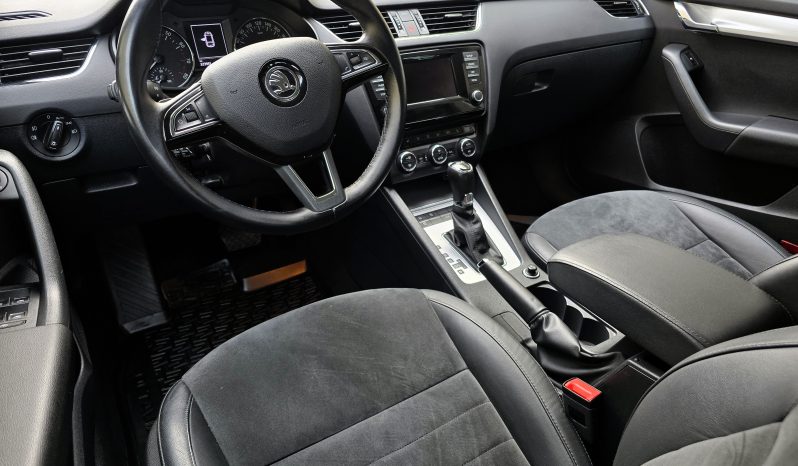 
								Škoda Octavia 3 Combi 1.8 TSI DSG Style ACC full									