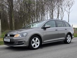
										Volkswagen Golf 7 Variant 2.0 TDI Highline ACC Alcantara full									